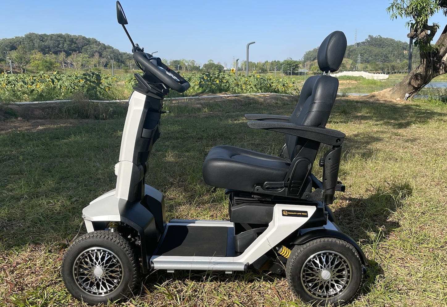 電動(dòng)代步車(chē)